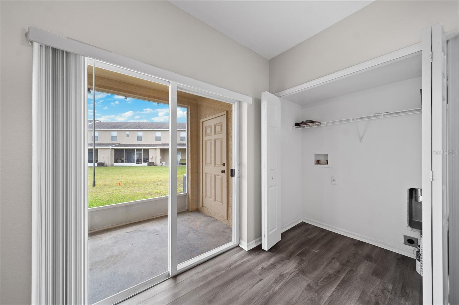 Image 7 of 24 For 3416 Red Rock Drive