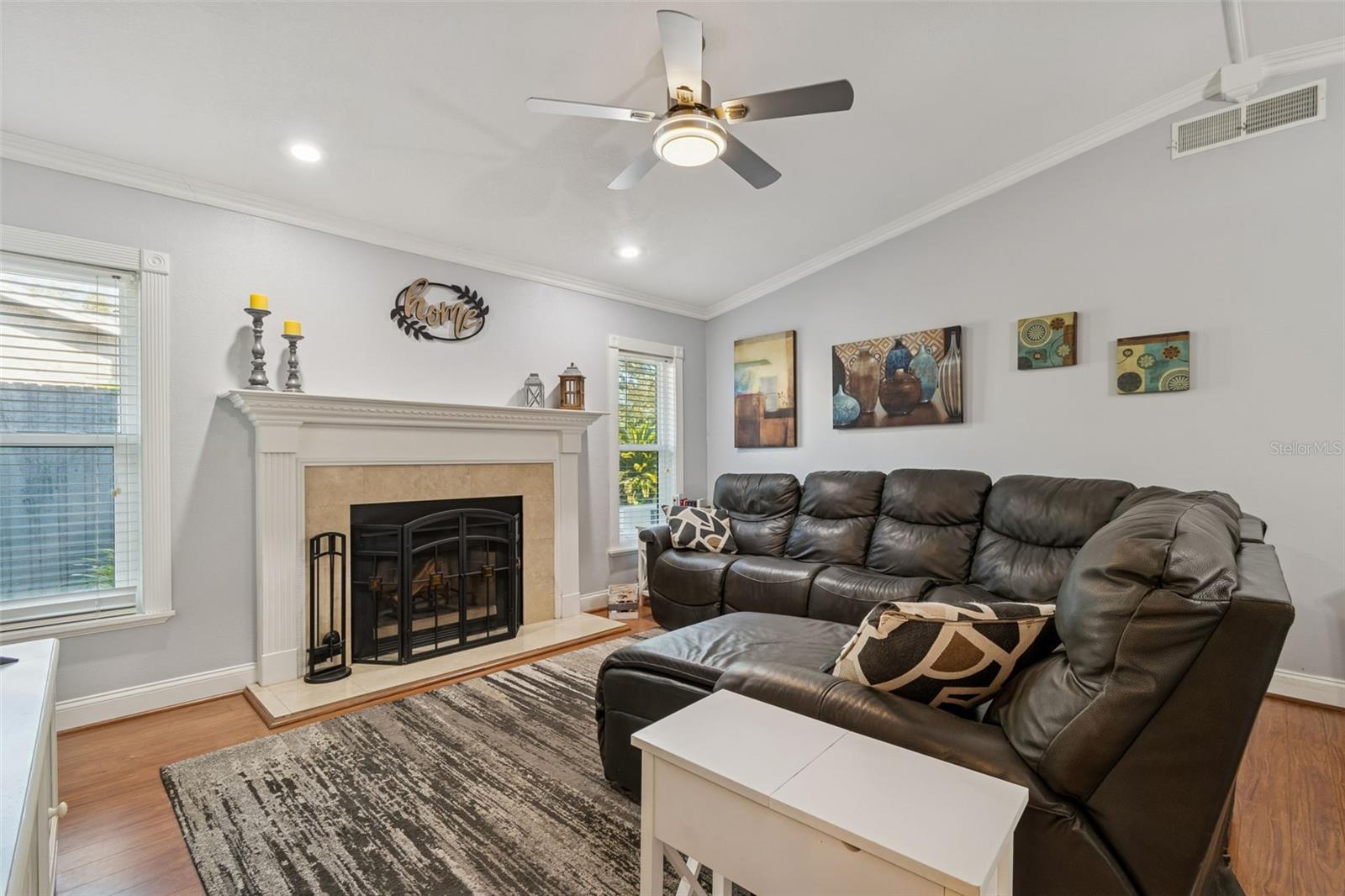 Image 16 of 72 For 1147 Ridgecrest Court