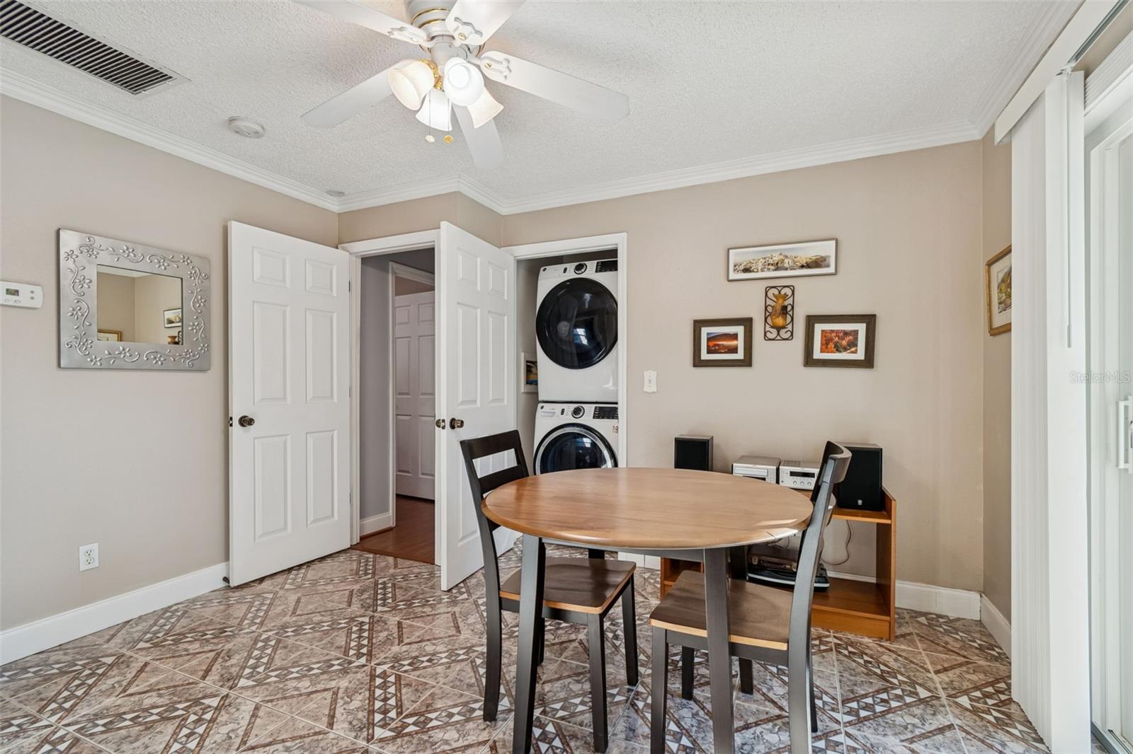 Image 38 of 72 For 1147 Ridgecrest Court