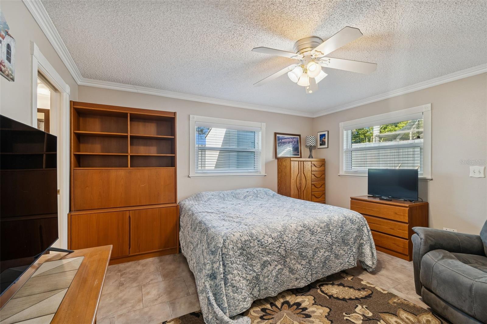 Image 45 of 72 For 1147 Ridgecrest Court