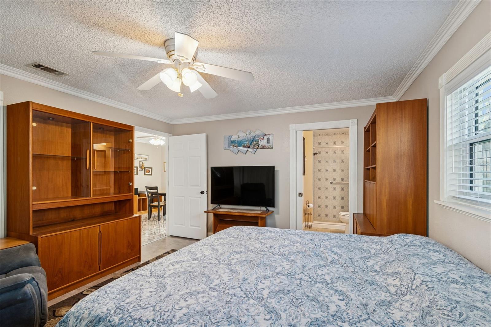 Image 47 of 72 For 1147 Ridgecrest Court