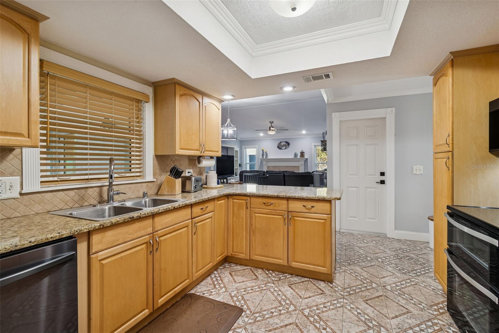 Image 8 of 72 For 1147 Ridgecrest Court