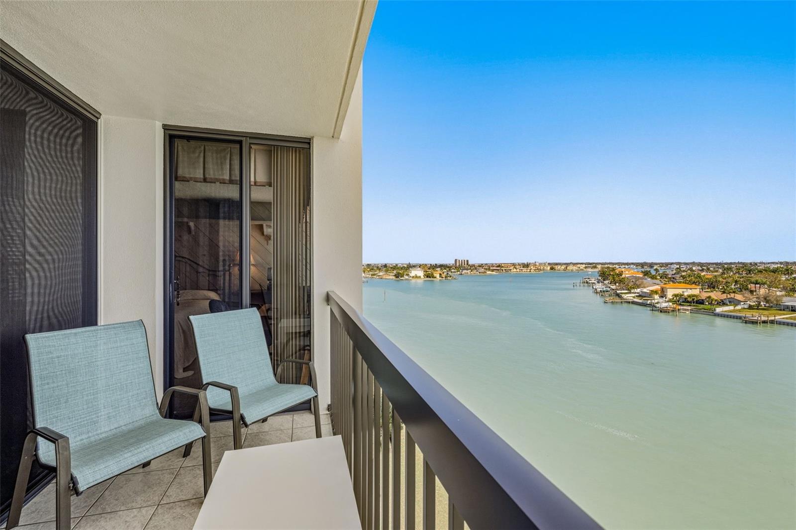 Image 14 of 67 For 9415 Blind Pass Road 702