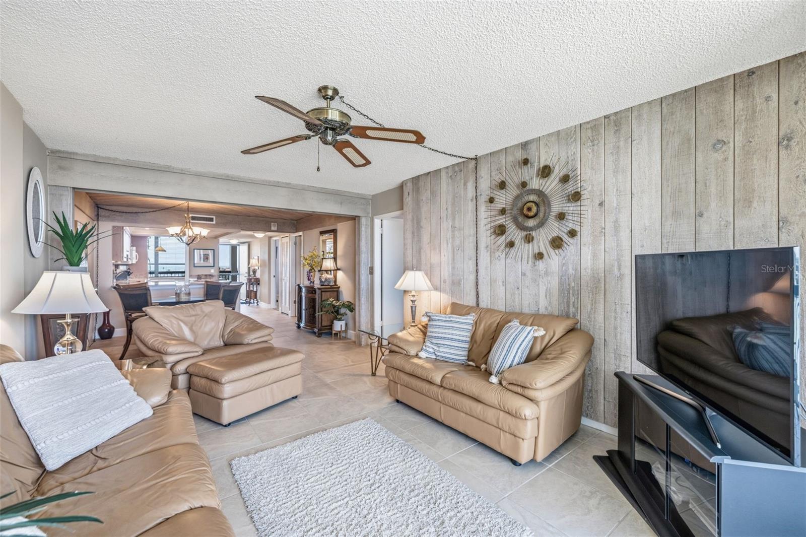 Image 6 of 67 For 9415 Blind Pass Road 702