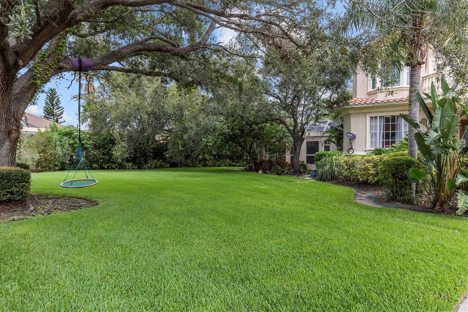 Listing photo id 62 for 5914 La Rosa Lane