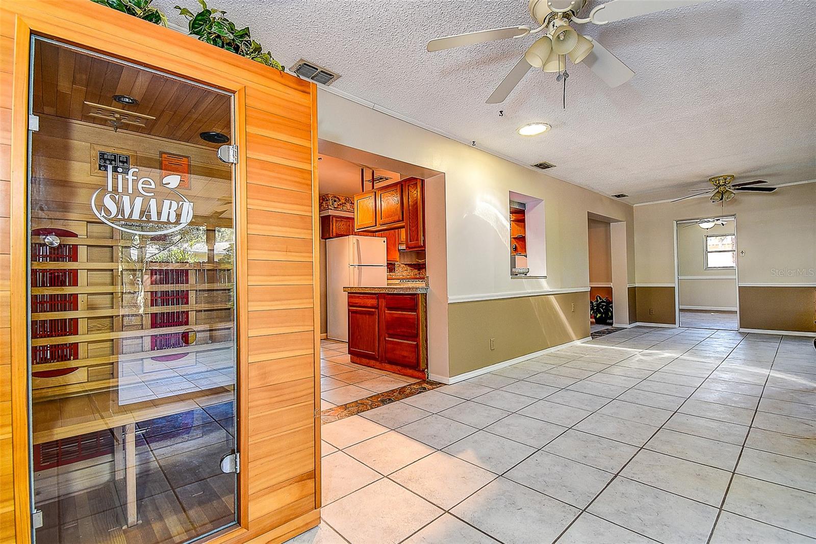 Image 12 of 27 For 808 Helmsman Way