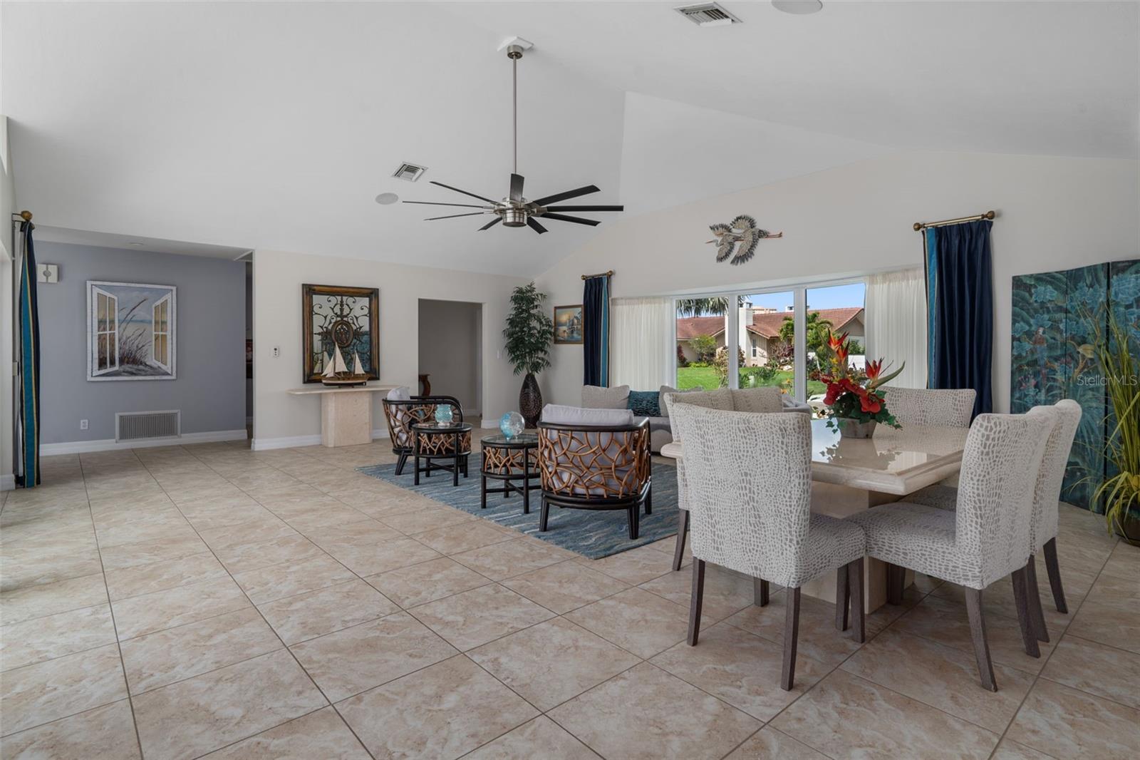 Image 14 of 59 For 4928 61st Avenue S