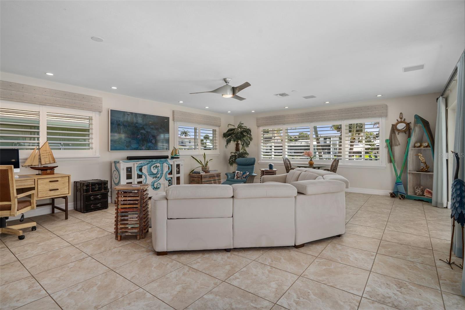 Image 23 of 59 For 4928 61st Avenue S