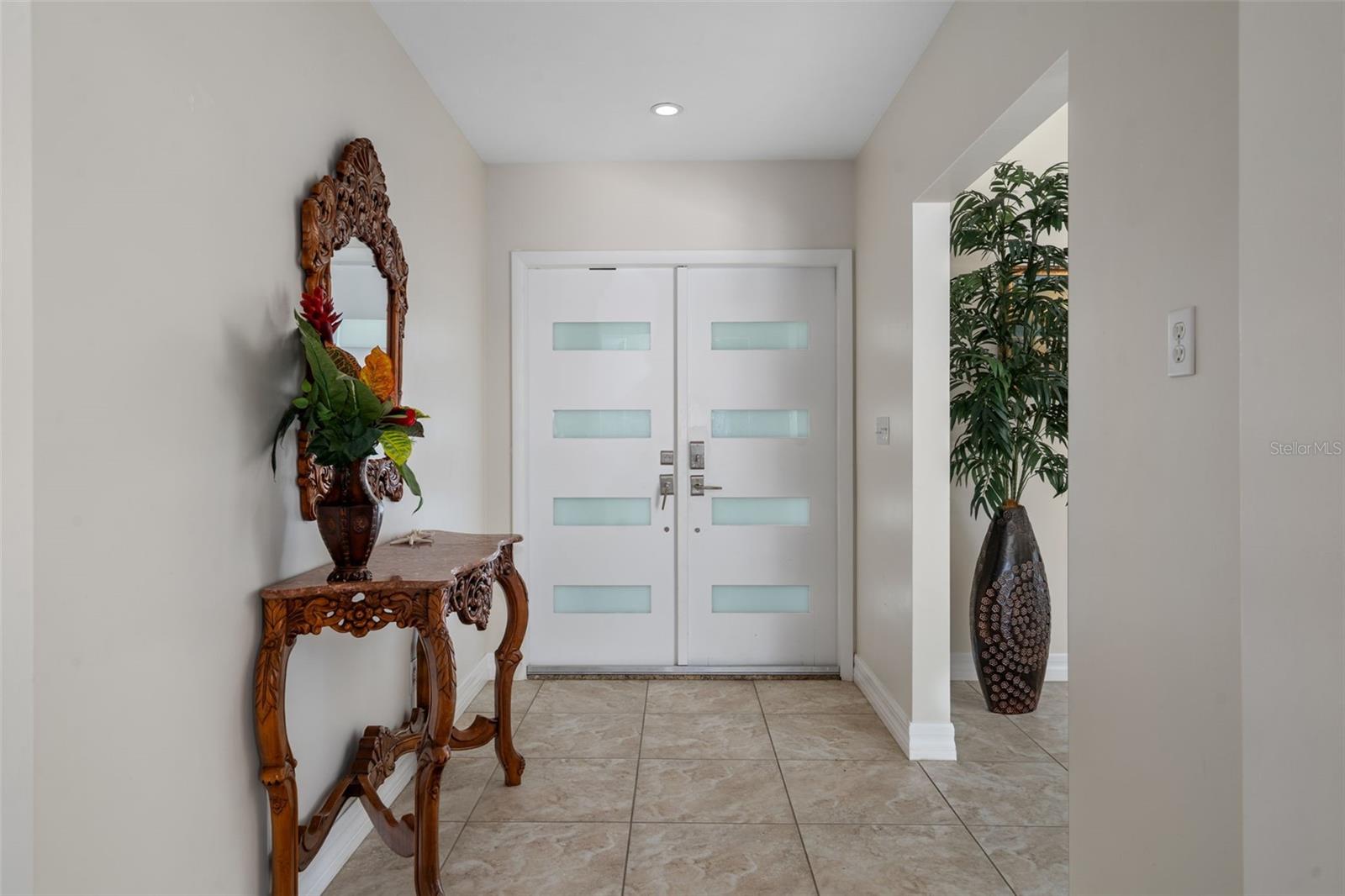 Image 9 of 59 For 4928 61st Avenue S