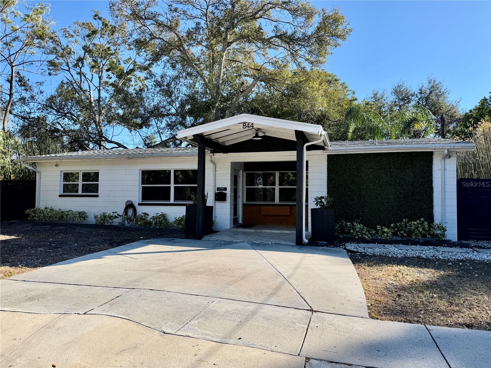 Details for 844 35th Avenue S, ST PETERSBURG, FL 33705