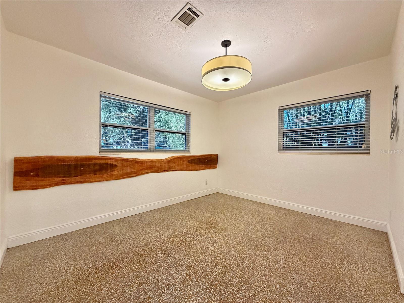 Image 17 of 28 For 844 35th Avenue S