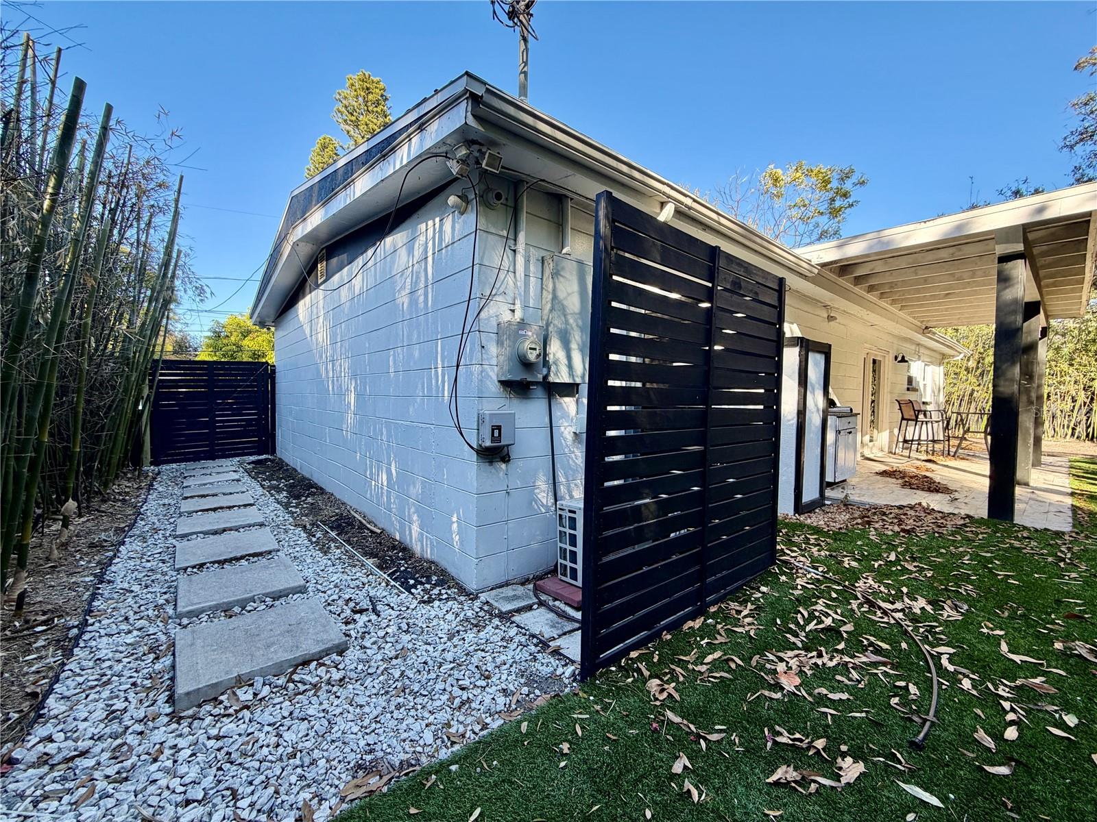 Image 27 of 28 For 844 35th Avenue S