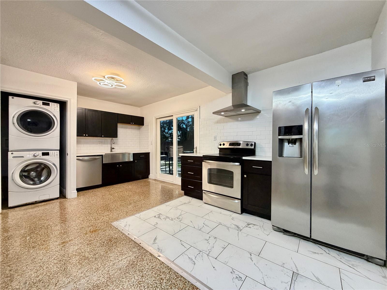 Image 8 of 28 For 844 35th Avenue S