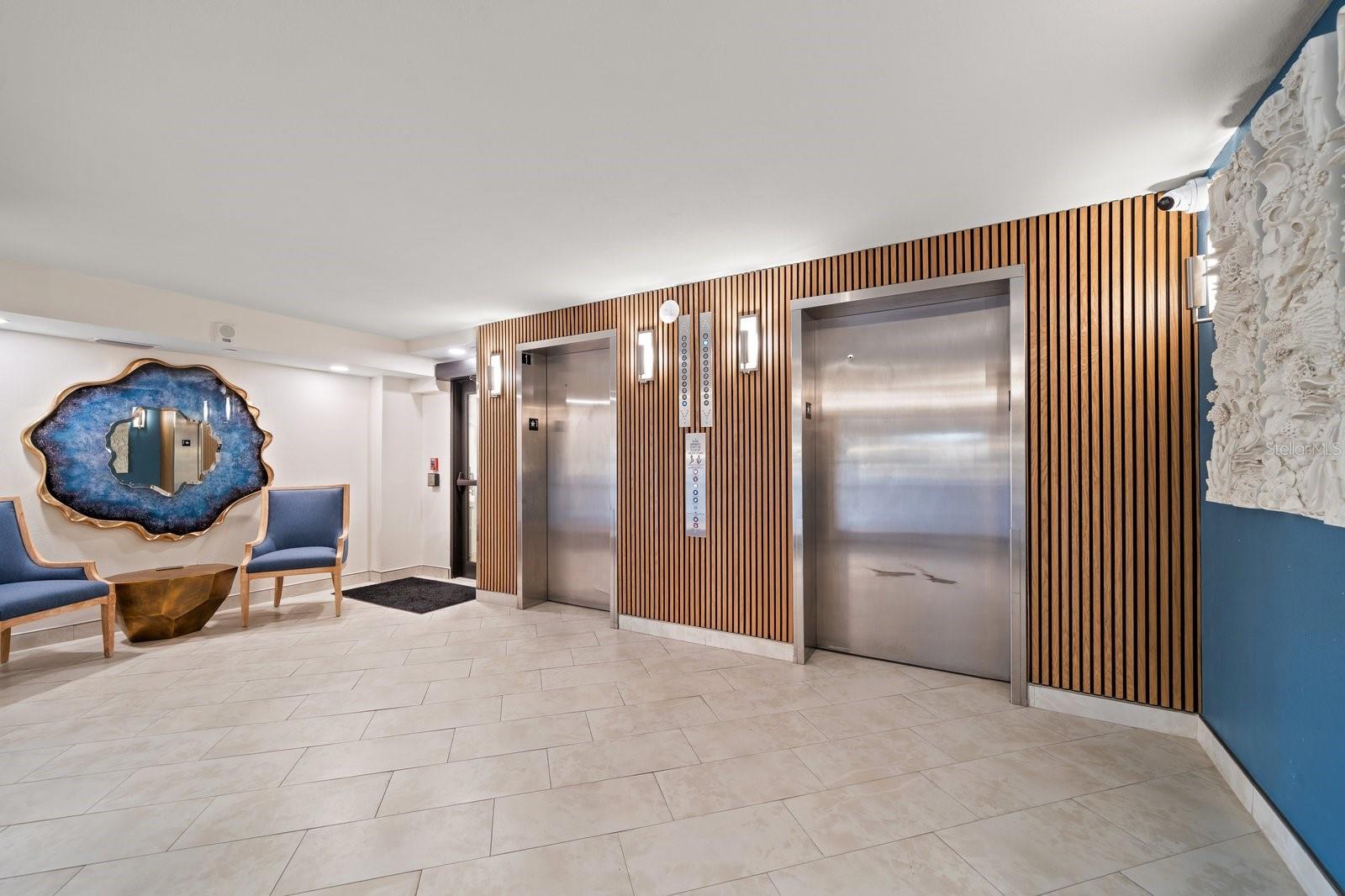 Listing photo id 42 for 690 Island Way 909