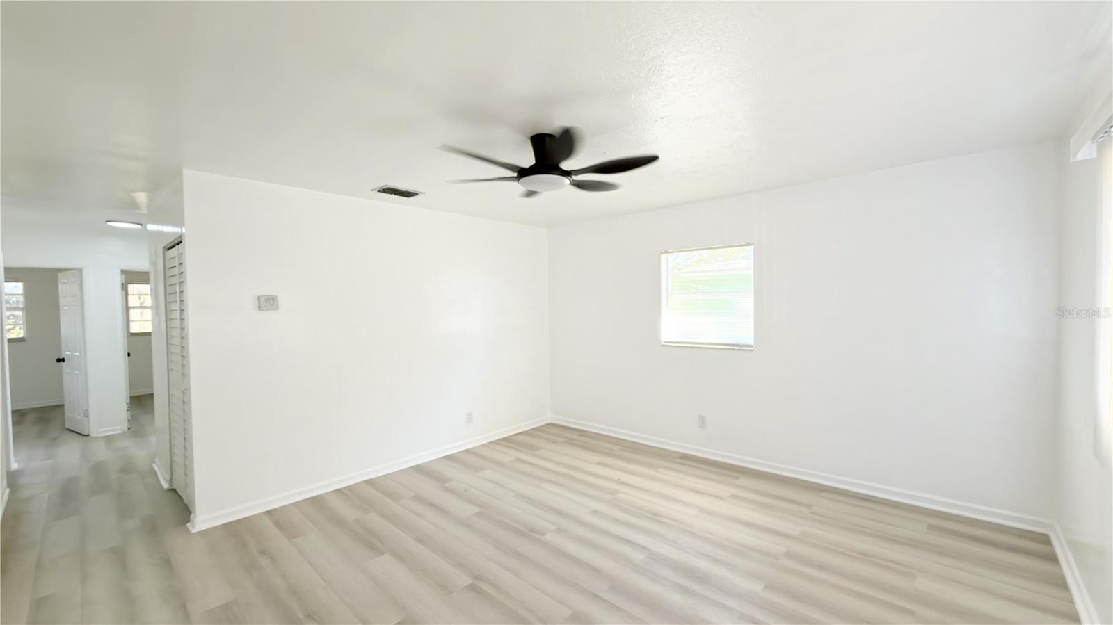 Listing photo id 1 for 3914 Chelsea Street