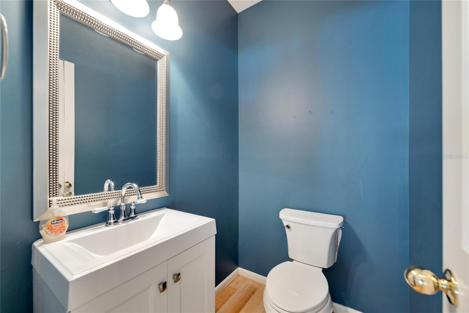 Image 22 of 67 For 18006 Clear Lake Dr