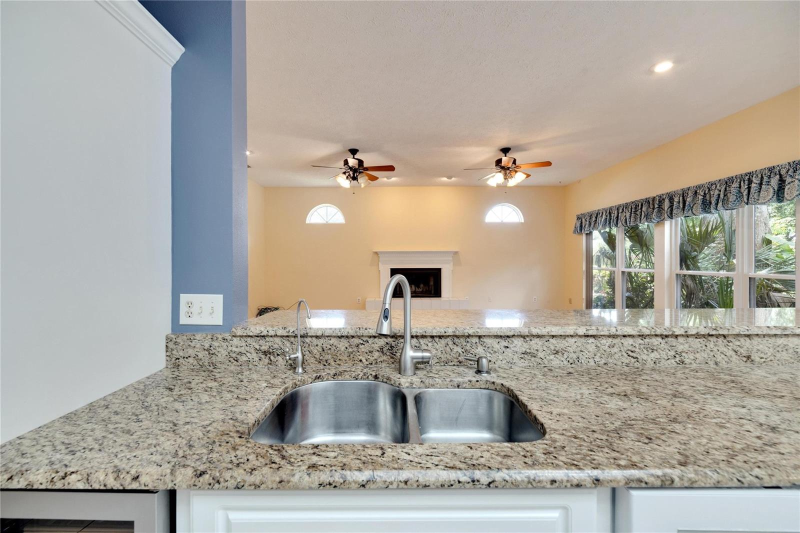 Image 38 of 67 For 18006 Clear Lake Dr