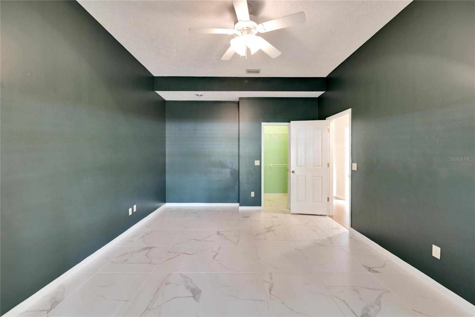 Image 48 of 67 For 18006 Clear Lake Dr