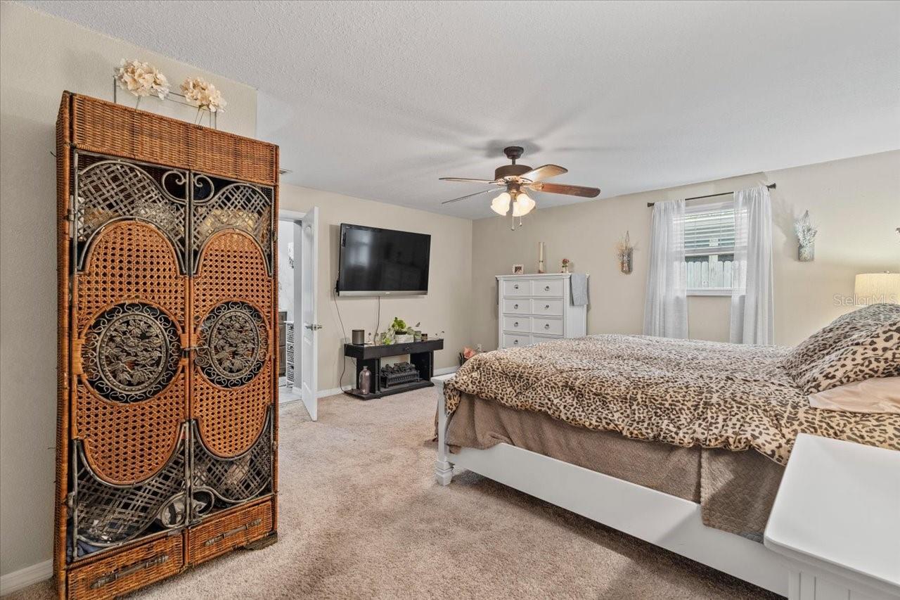 Image 32 of 52 For 1560 Bel Keene Drive