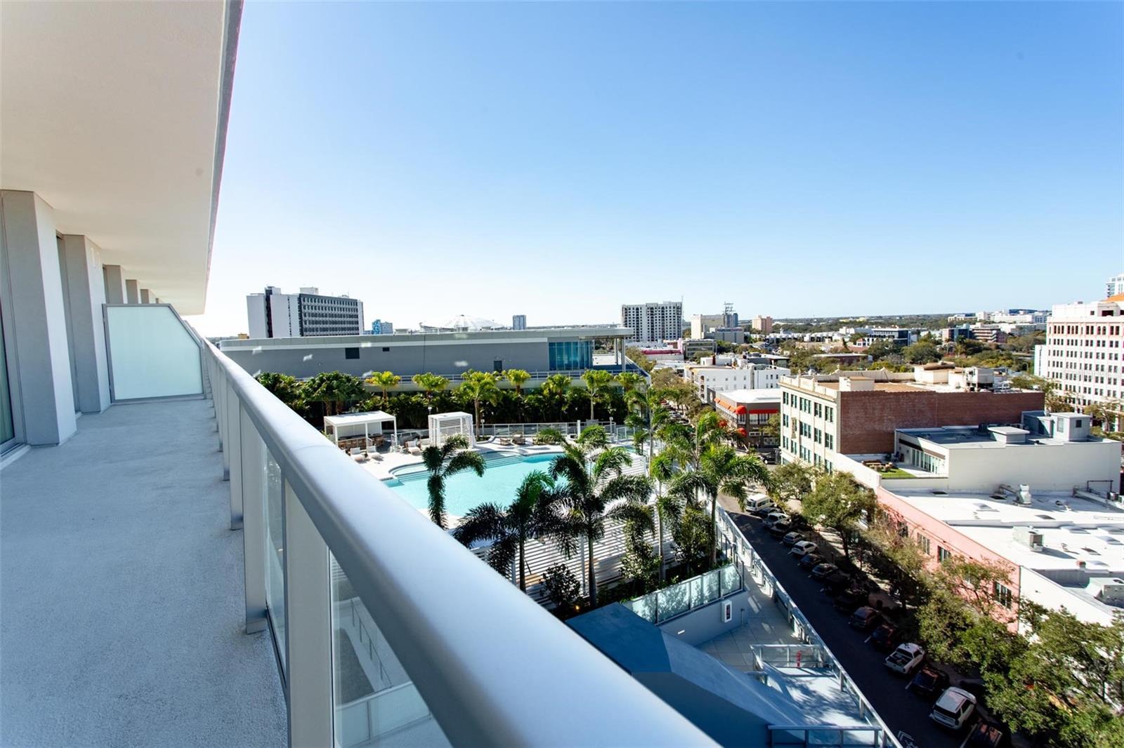 Image 17 of 37 For 400 Central Avenue 1008