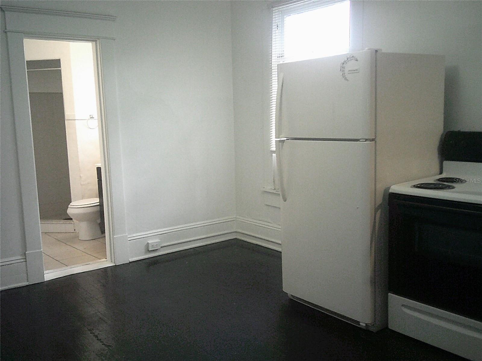 Image 9 of 14 For 730 4th Avenue N 2b