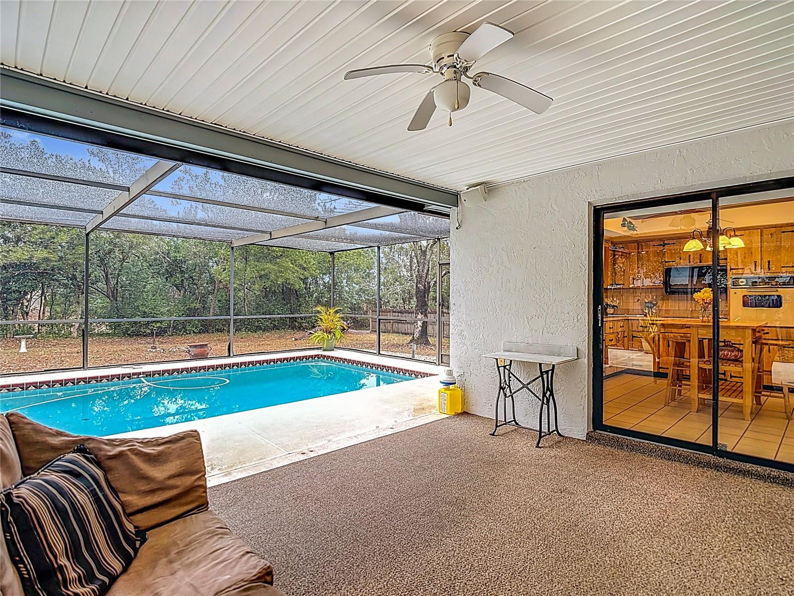 Image 22 of 32 For 12823 Linden Drive