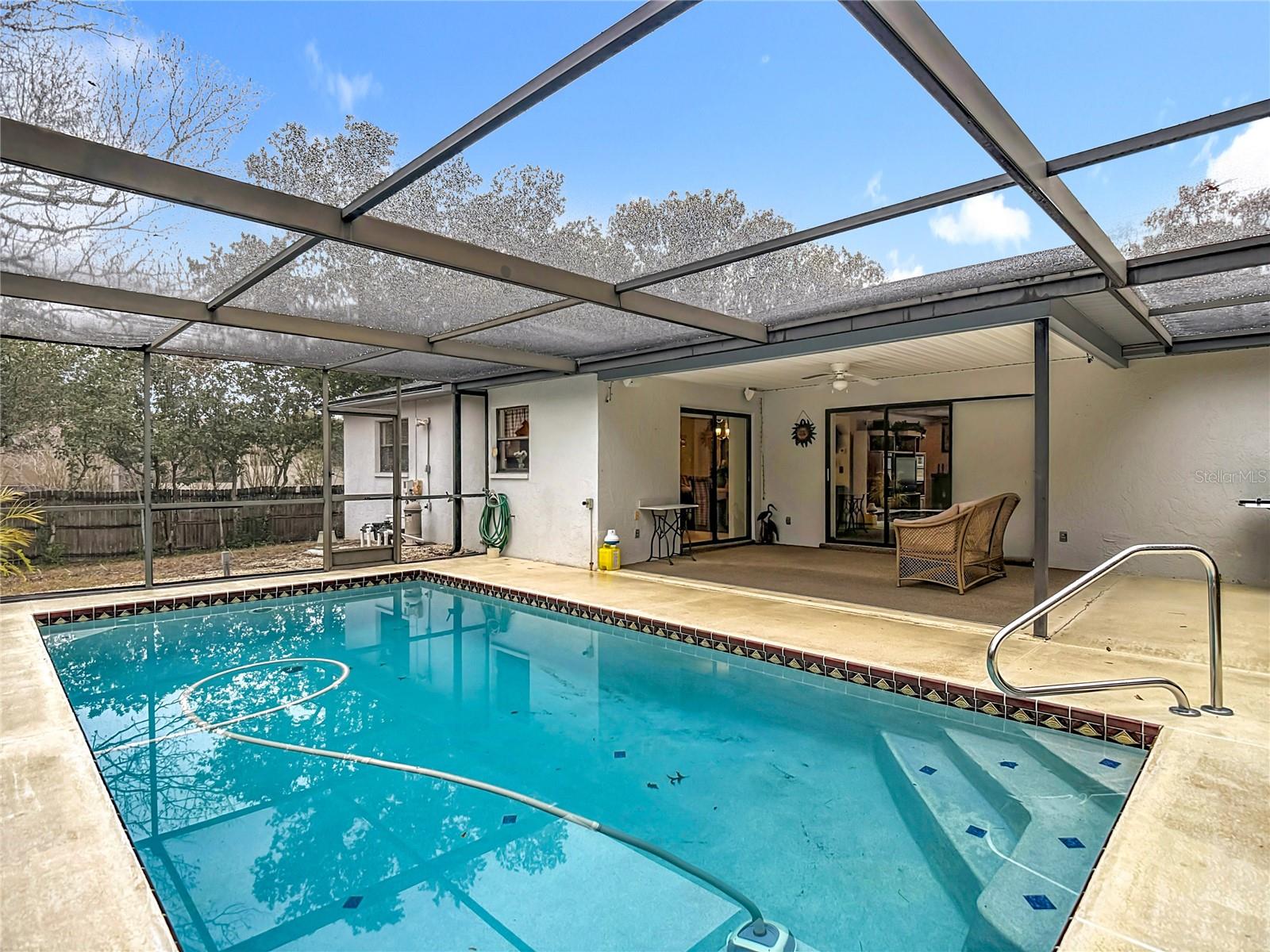 Image 26 of 32 For 12823 Linden Drive