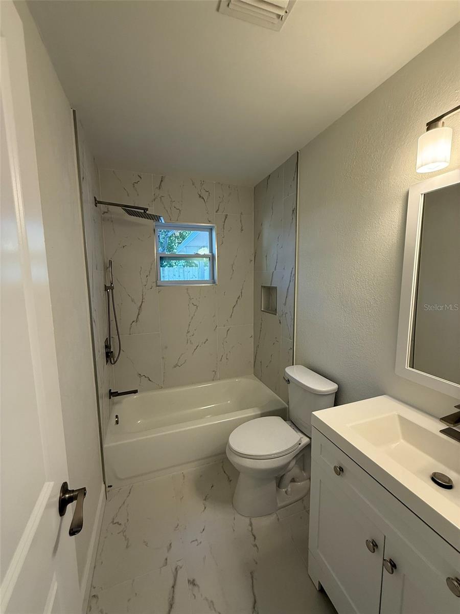 Image 17 of 45 For 8957 109th Terrace