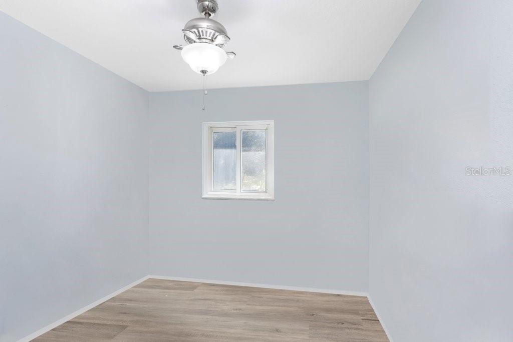 Image 16 of 43 For 17308 Tobacco Road