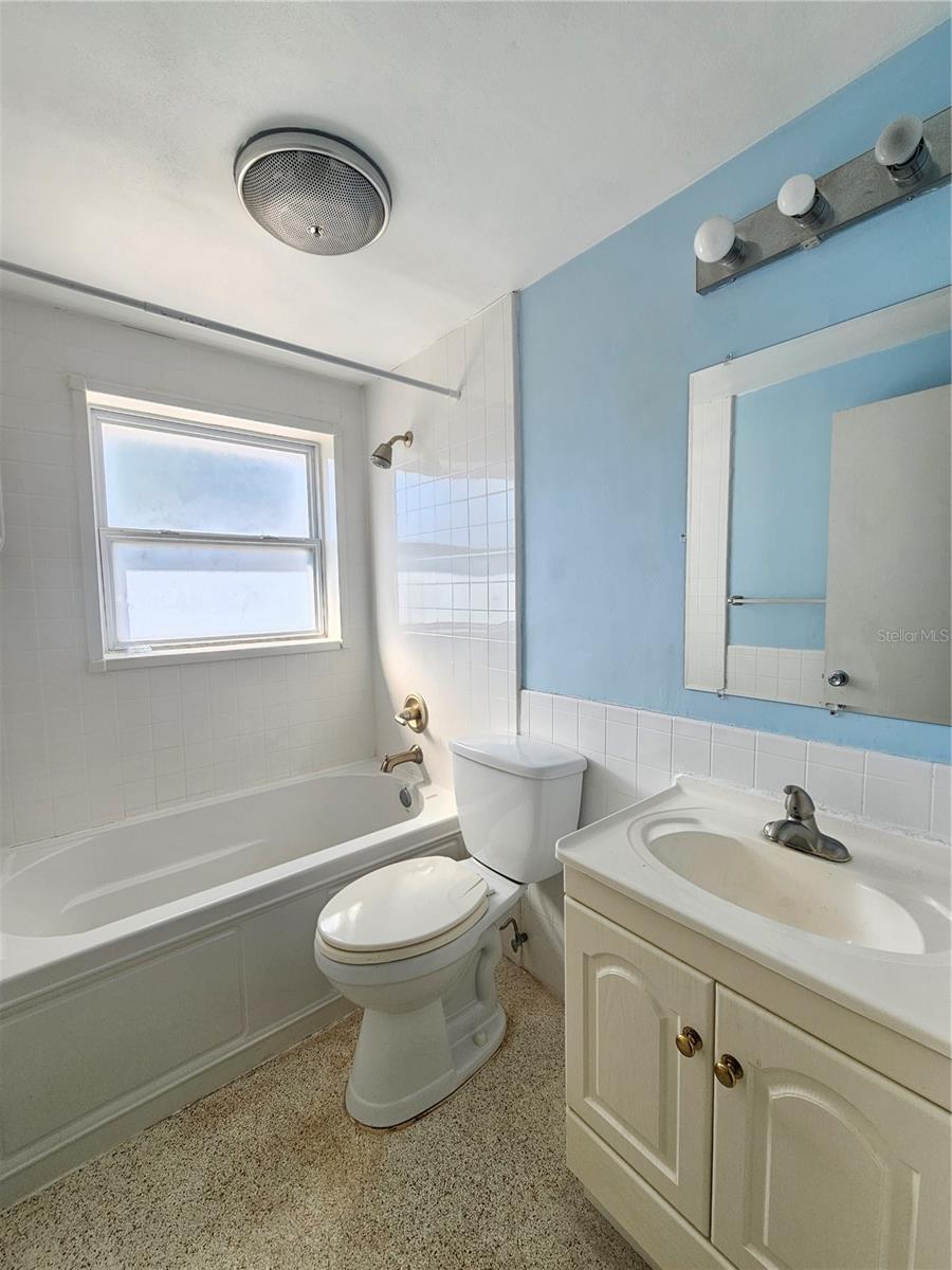 Image 10 of 21 For 4519 Pirate Place