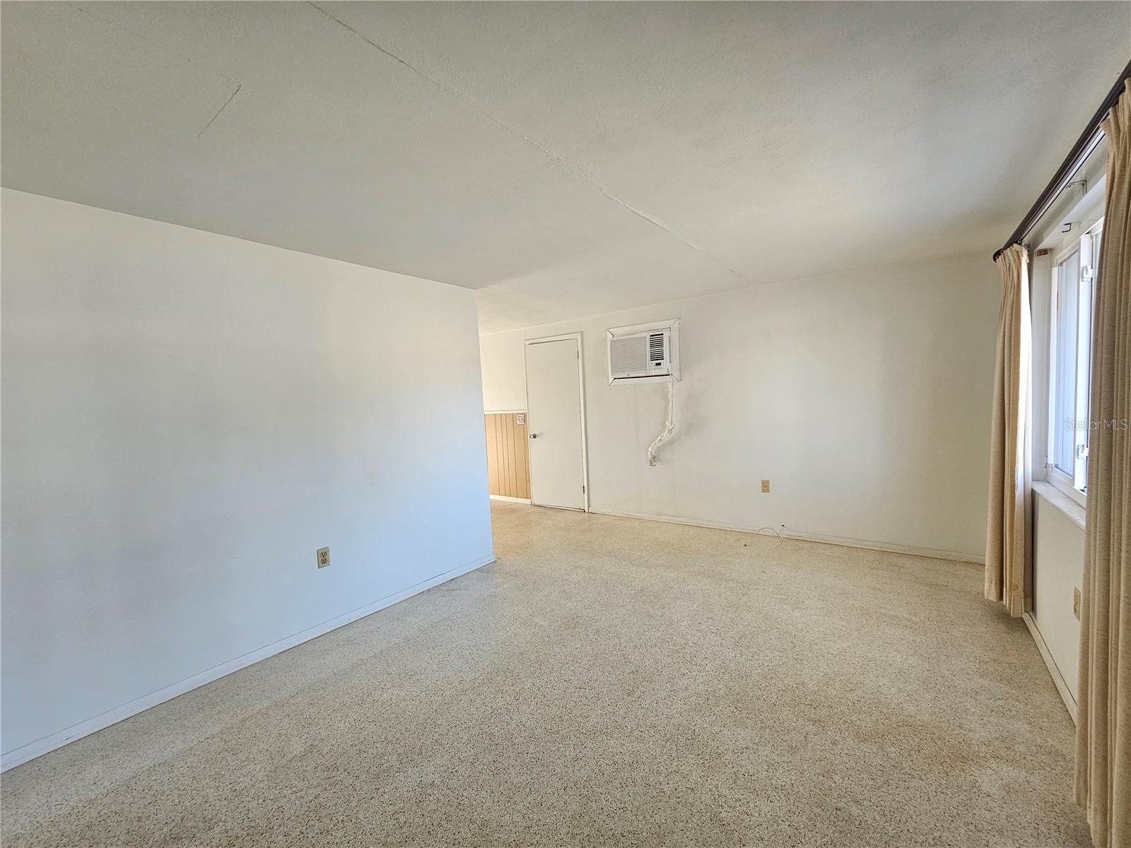 Image 3 of 21 For 4519 Pirate Place