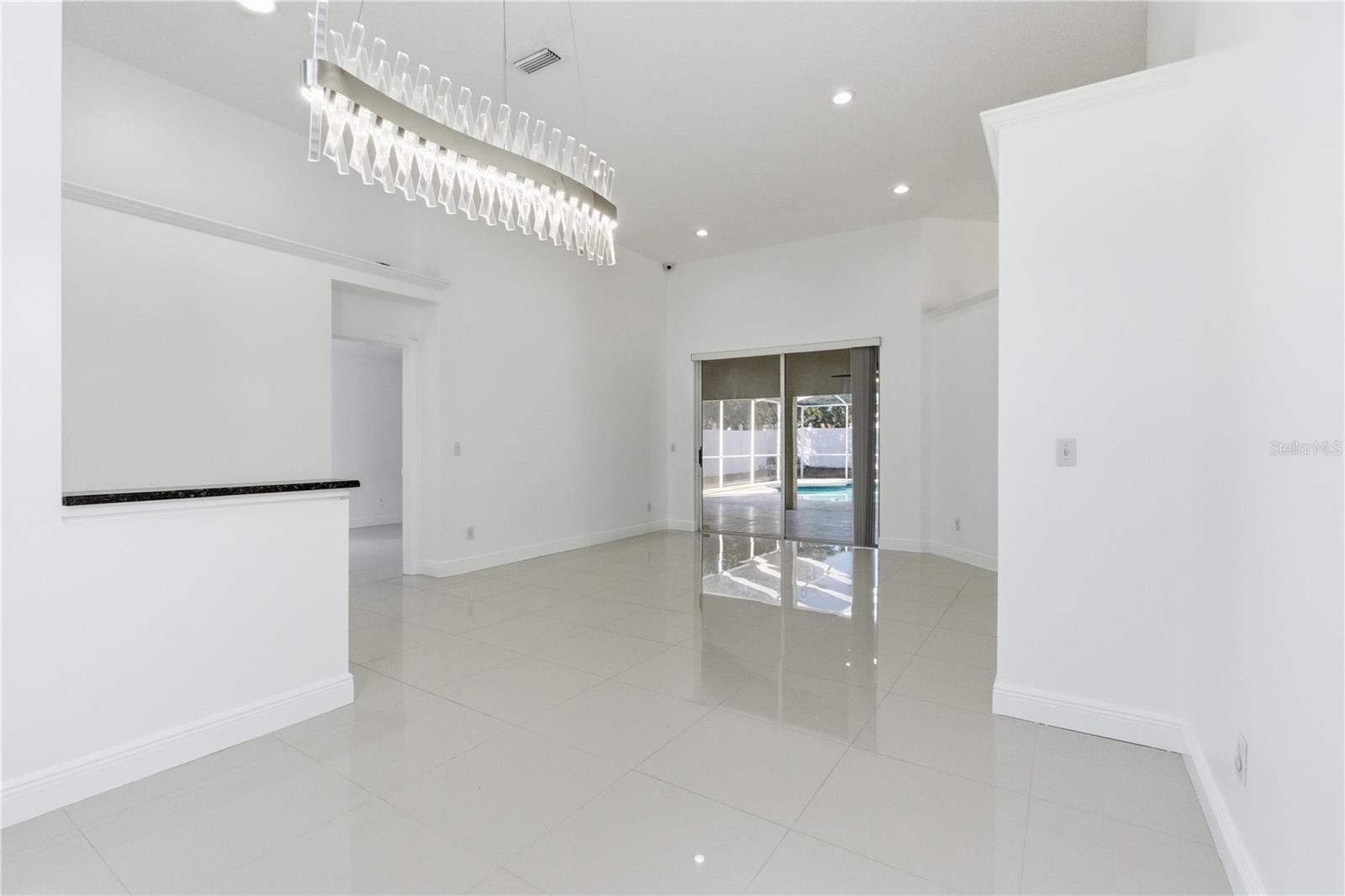 Image 10 of 67 For 13506 Fawn Ridge Boulevard