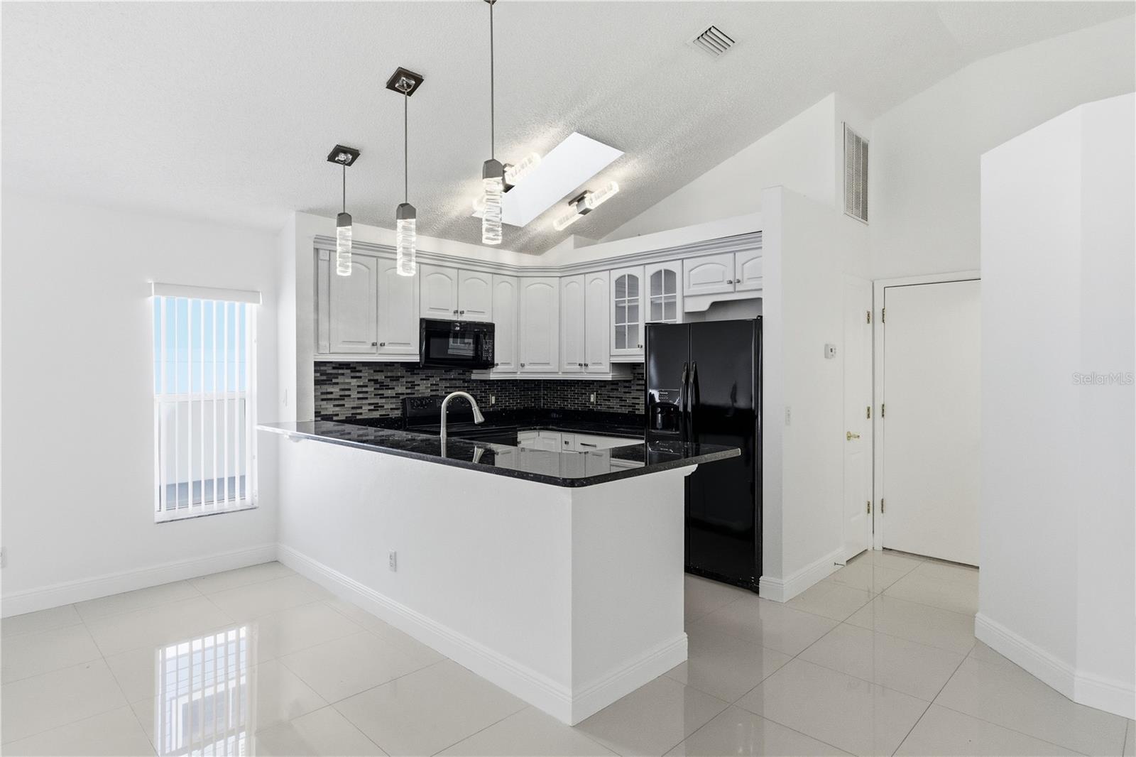 Image 12 of 67 For 13506 Fawn Ridge Boulevard