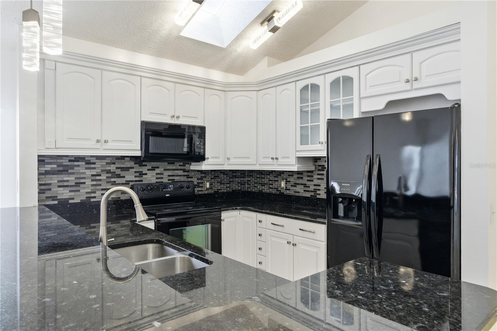 Image 14 of 67 For 13506 Fawn Ridge Boulevard