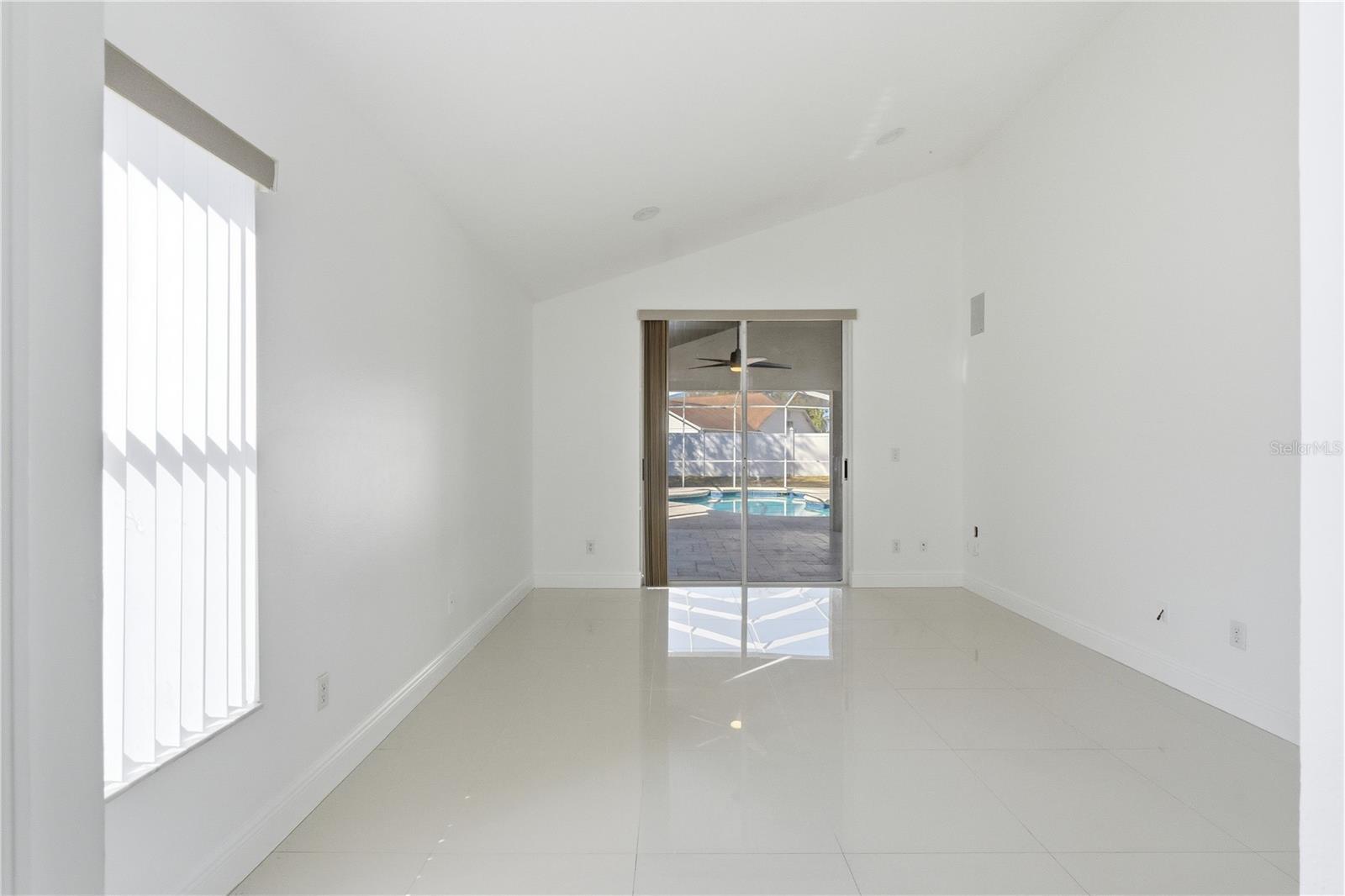 Image 24 of 67 For 13506 Fawn Ridge Boulevard