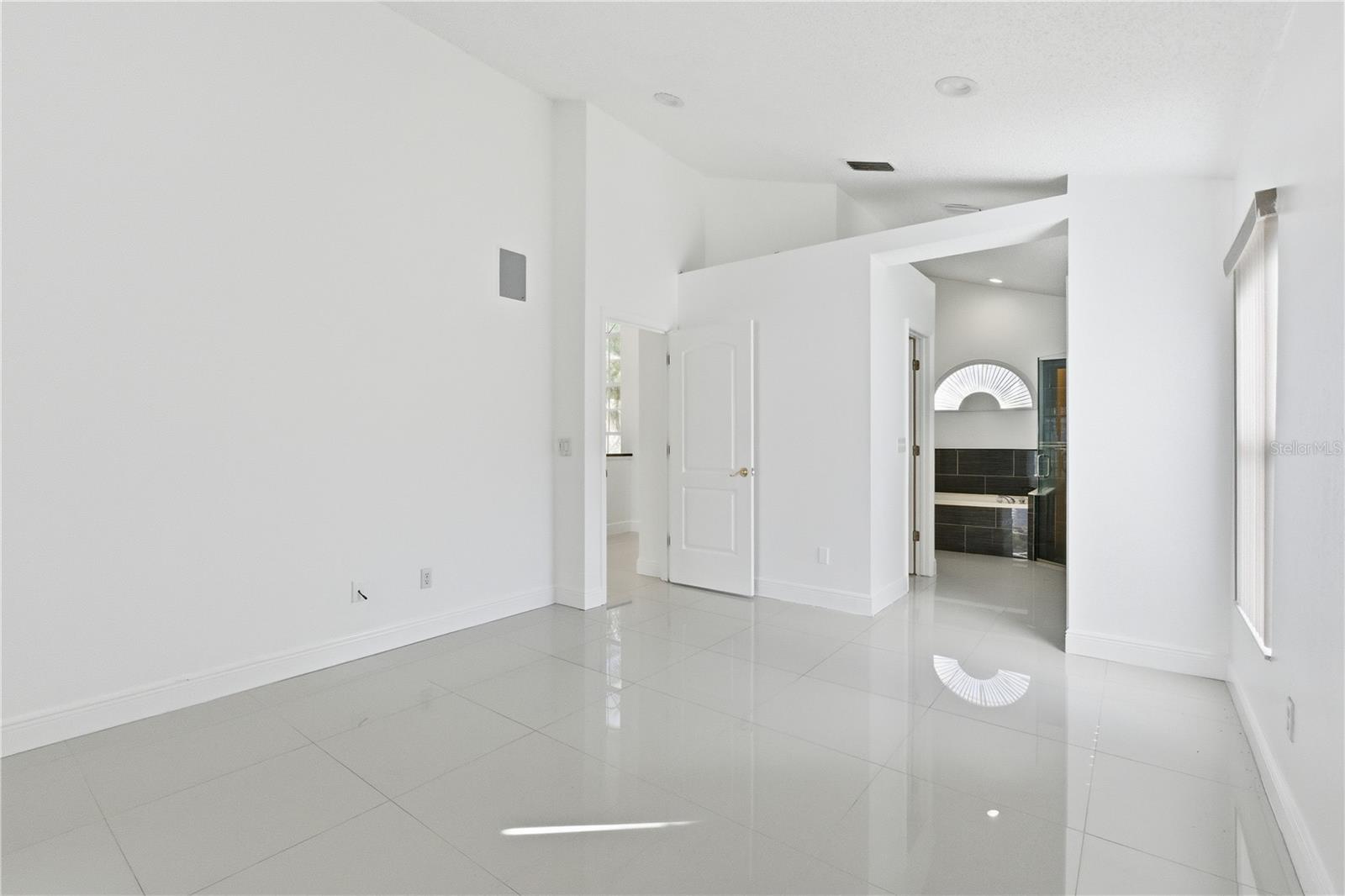 Image 25 of 67 For 13506 Fawn Ridge Boulevard