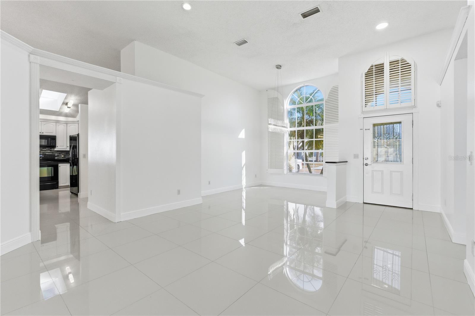 Image 8 of 67 For 13506 Fawn Ridge Boulevard