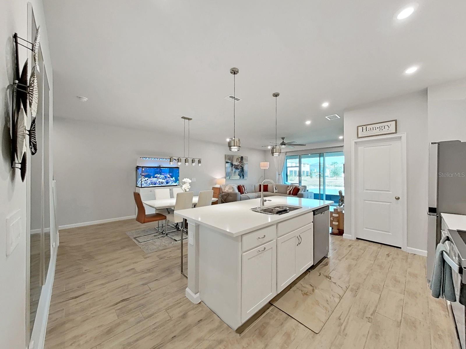 Image 7 of 47 For 4104 Snail Cork Place