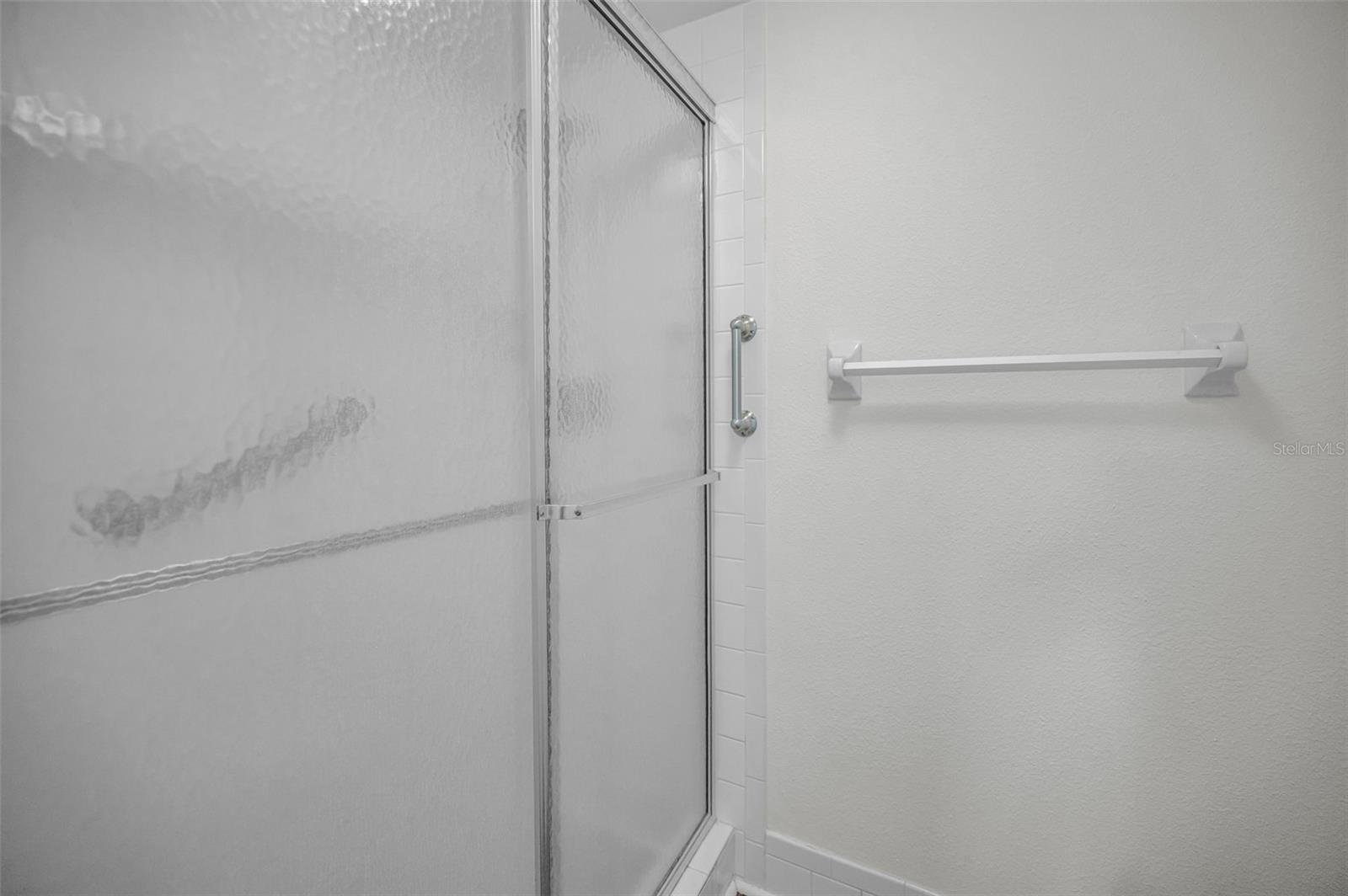 Image 16 of 34 For 103 Lakeview Place