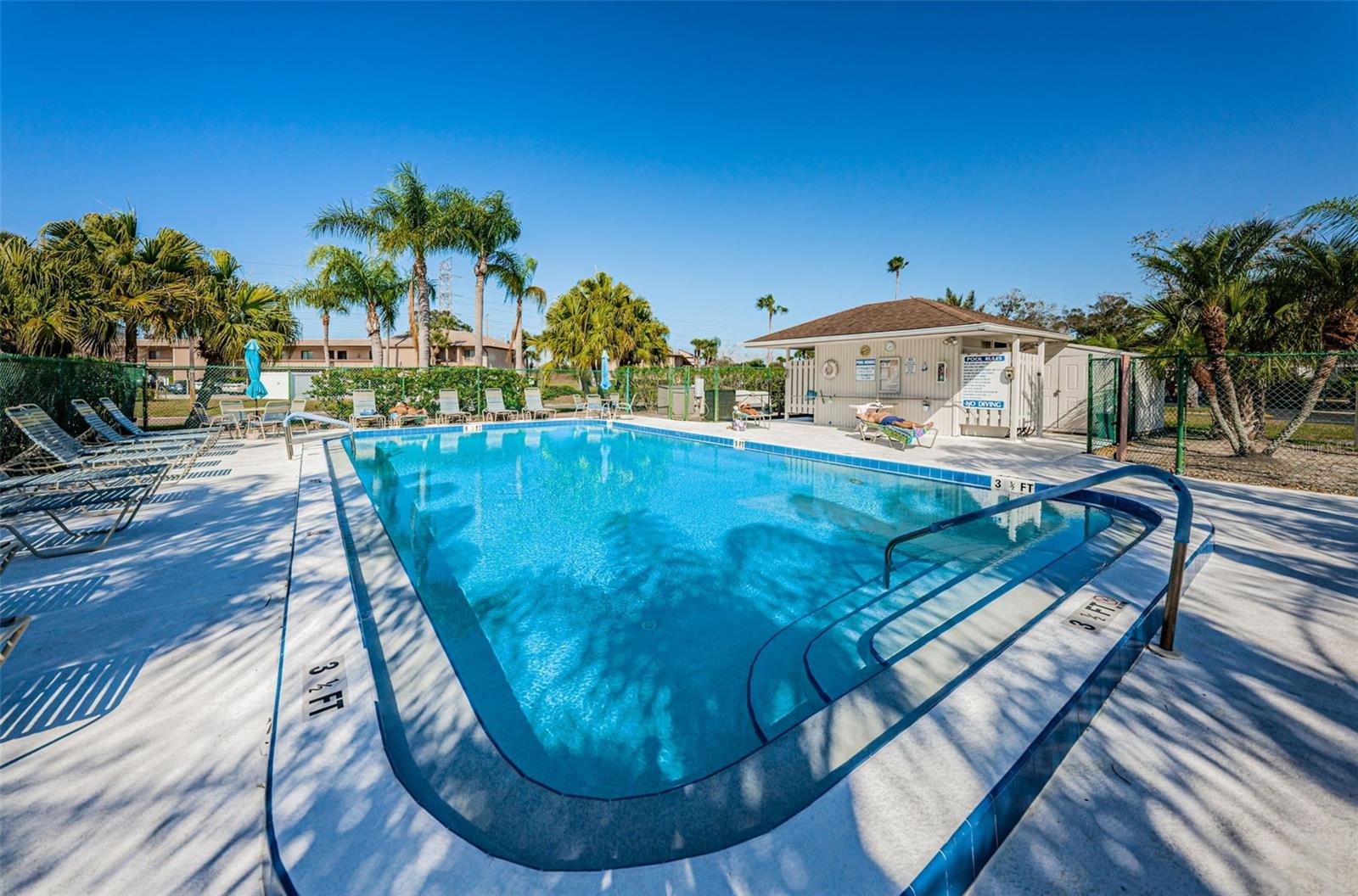 Image 33 of 34 For 103 Lakeview Place