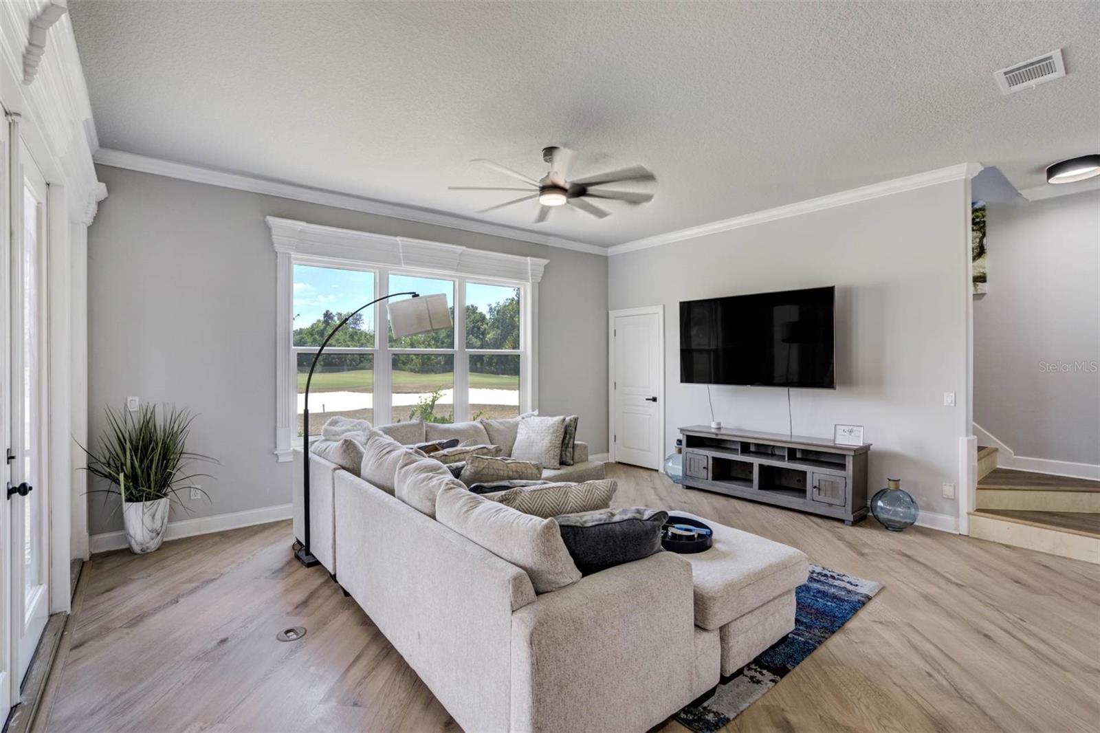 Image 9 of 22 For 655 Whisper Woods Drive