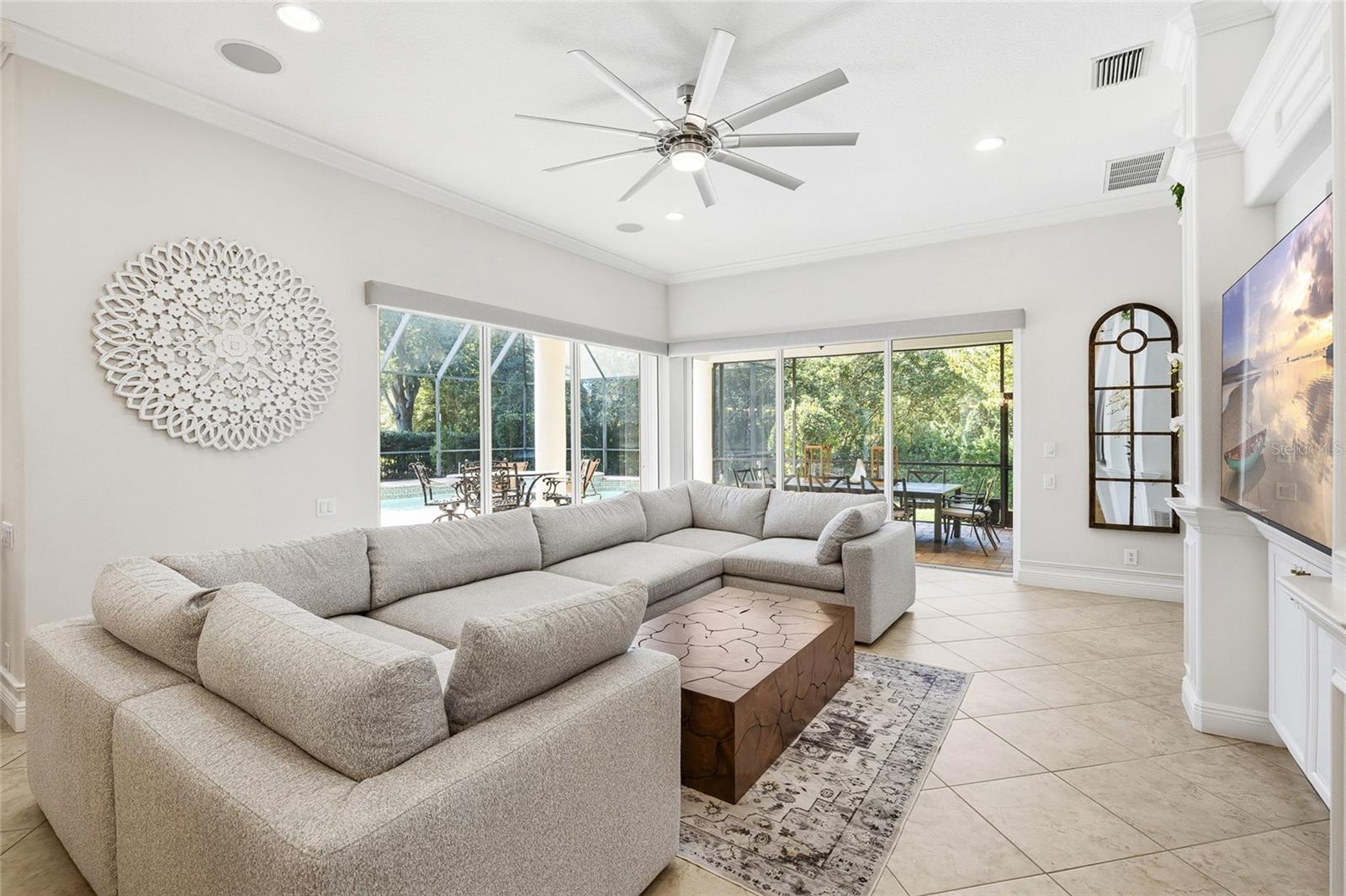 Image 19 of 64 For 6113 Audubon Manor Boulevard