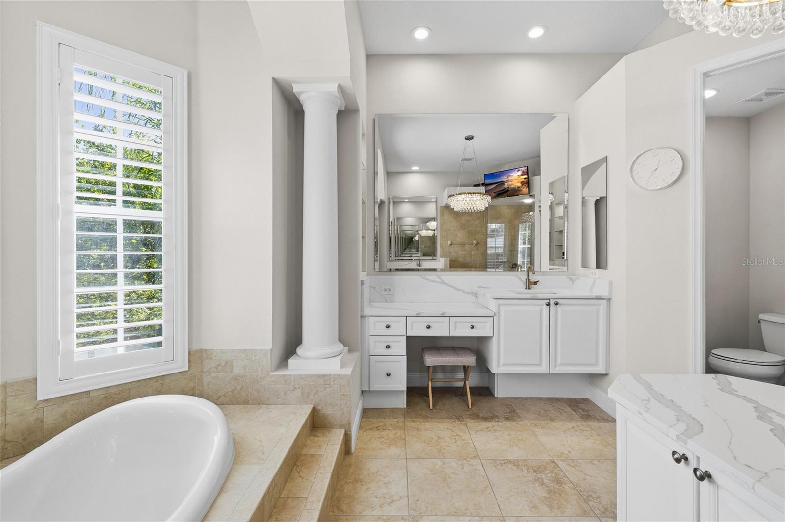 Image 25 of 64 For 6113 Audubon Manor Boulevard