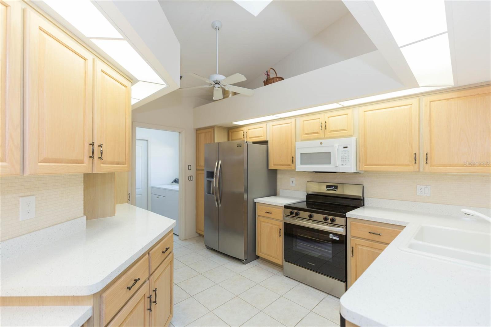 Image 13 of 43 For 8100 Hidden Hills Drive