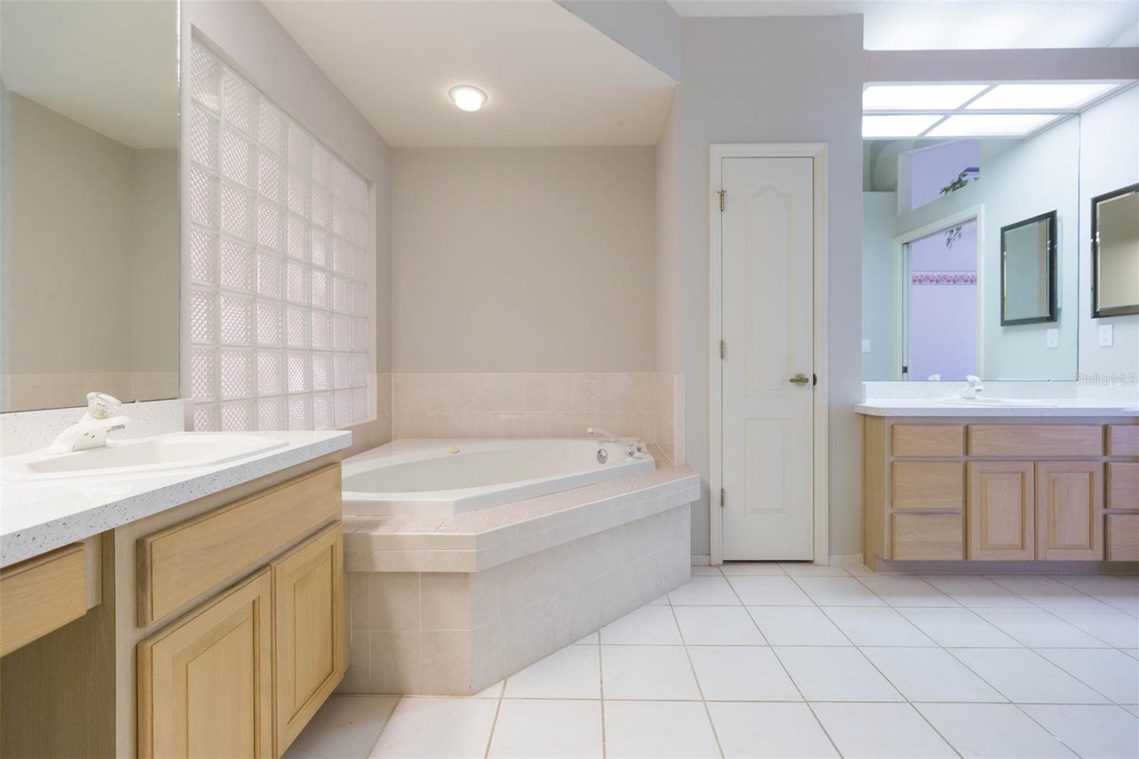 Image 33 of 43 For 8100 Hidden Hills Drive