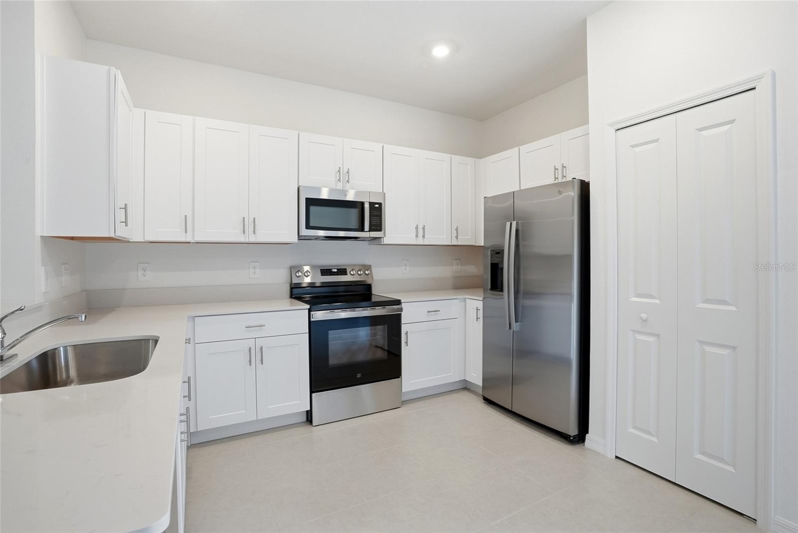 Image 10 of 34 For 282 27th Street Se