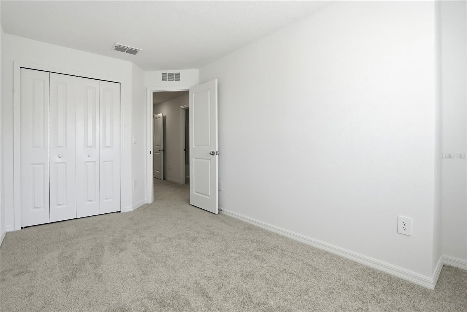 Image 22 of 34 For 282 27th Street Se