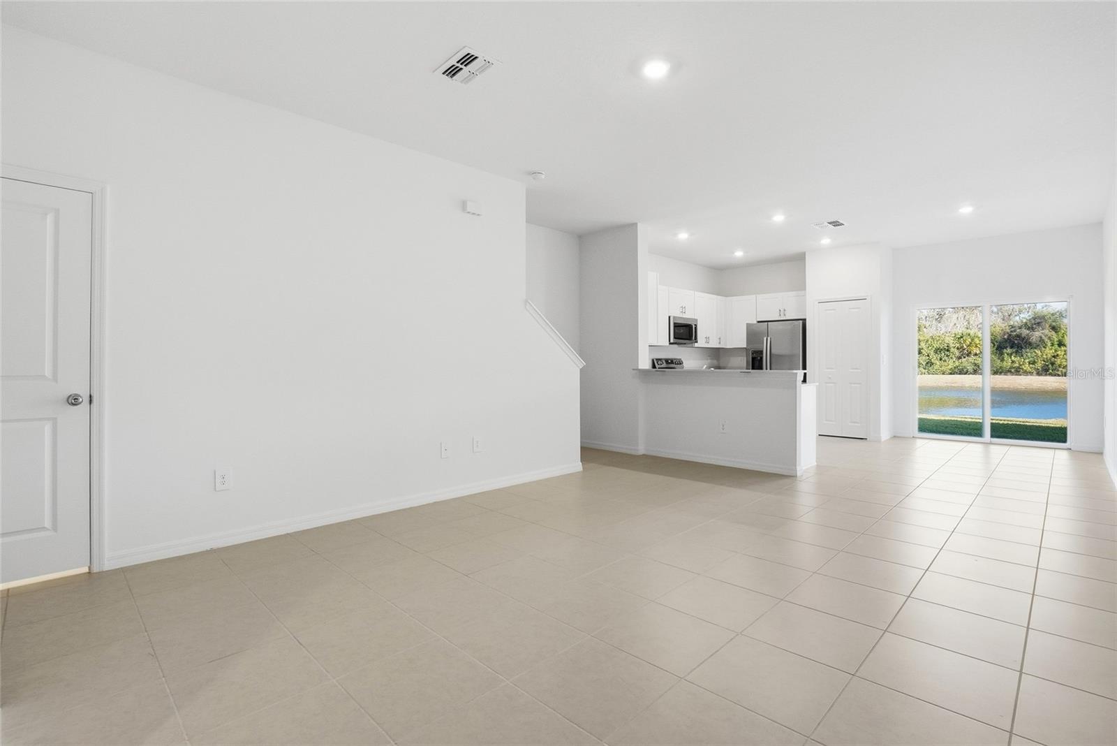 Image 5 of 34 For 282 27th Street Se