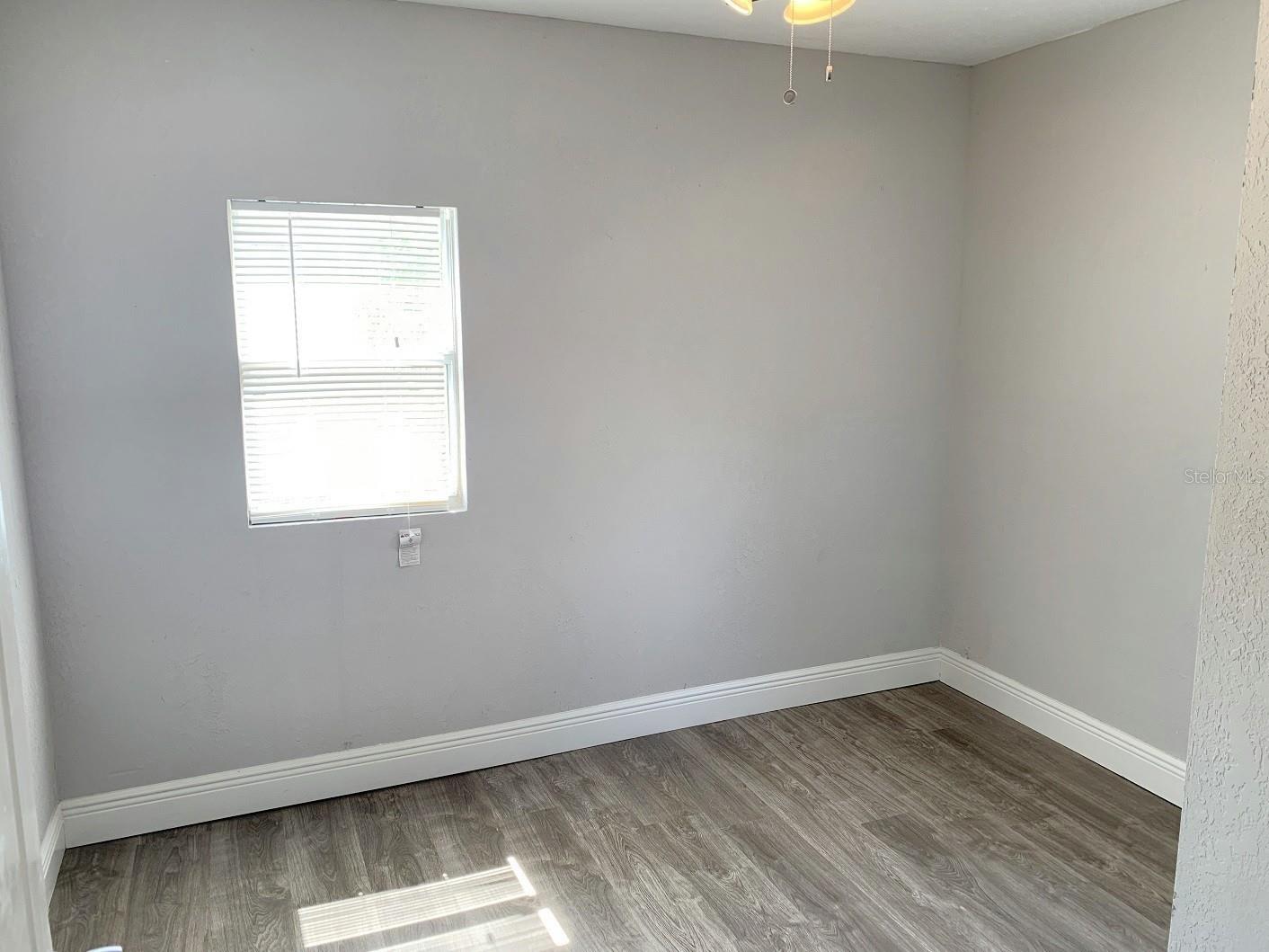 Image 16 of 20 For 115 Allison Court