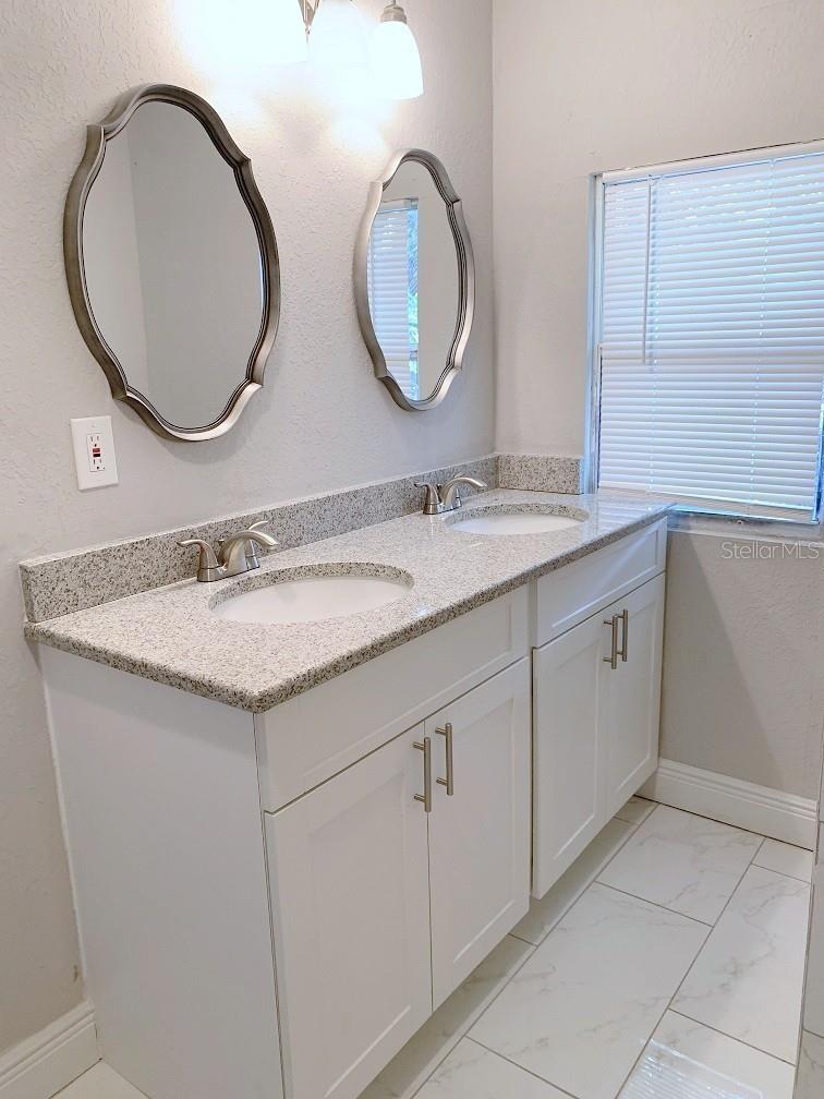 Image 18 of 20 For 115 Allison Court